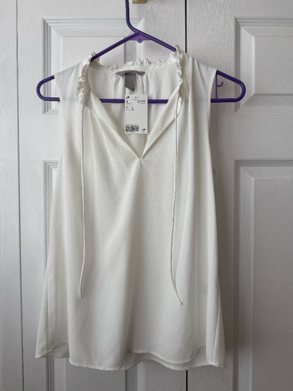 NWT H&M White Ruffle Collar Sleeveless Tie Neck Blouse Size 6